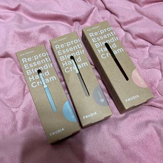 [후르디아] 끈적임 없는 착한성분 비건  핸드크림 3종 — 4점을 준 리뷰어가 2022년 2월 올린 사용 사진