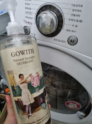 고위드올인원 세탁세제 1000ml — 3점을 준 리뷰어가 2021년 5월 올린 사용 사진