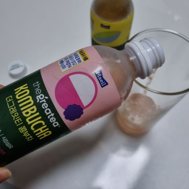 더그레잇티 콤부차 300ml *12개입 (오리지널 6개+베리리치 6개) 리뷰 사진