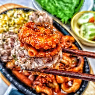 [푸딩팩토리] 불맛양념 쭈꾸미볶음 300G_엄선한 쭈꾸미원물과 양념이 신의 한수! — 5점을 준 리뷰어가 2022년 9월 올린 사용 사진