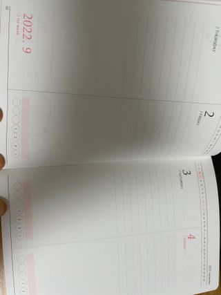 리훈 2022년 이야기다이어리 그란데 하반기(7-12월, 6개월) — 5점을 준 리뷰어가 2022년 6월 올린 사용 사진
