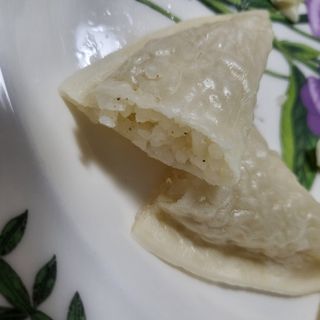 (주)성경순만두 곤약만두.콘치즈만두,삼각당면만두,당면 야끼만두,대구전통 납작만두,떡뽁이 매콤소스,달콤소스 — 5점을 준 리뷰어가 2023년 4월 올린 사용 사진