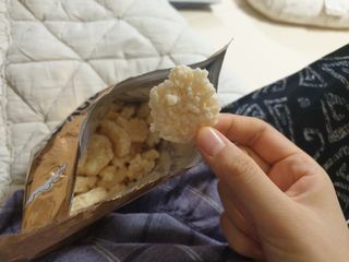 미즈꼬레아 치즈맛 누룽지크리스피 — 5점을 준 리뷰어가 2022년 2월 올린 사용 사진