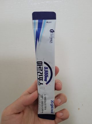 자연에온 아르긴포스 L-아르기닌 5555mg 스틱 15개입 1박스 — 5점을 준 리뷰어가 2021년 4월 올린 사용 사진