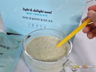 아므_이너뷰티 라이트 앤 딜라이트 밀 민트 초코 — 5점을 준 리뷰어가 2021년 7월 올린 사용 사진