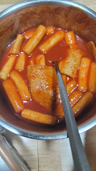응큼떡볶이 — 5점을 준 리뷰어가 2021년 3월 올린 사용 사진