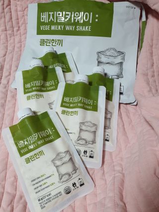 클린24시간  클린한끼 쉐이크 1세트 (5개) — 5점을 준 리뷰어가 2022년 8월 올린 사용 사진