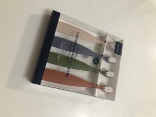 마더케이 0.5단계 유아 칫솔 세트 — 4점을 준 리뷰어가 2021년 11월 올린 사용 사진