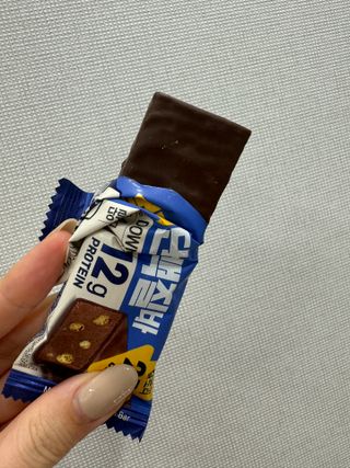 이지프로틴바 3종x각 2ea (고단백질바, 멀티단백질바, 식물성단백질바) — 5점을 준 리뷰어가 2024년 3월 올린 사용 사진