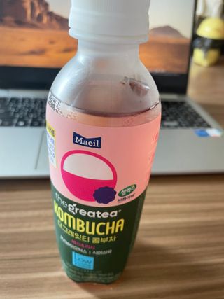 더그레잇티 콤부차 [매일유업] 더그레잇티 44kcal 콤부차 300ml *12개입 (오리지널 6개+베리리치 6개) — 5점을 준 리뷰어가 2023년 8월 올린 사용 사진