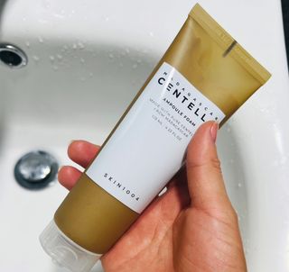 스킨1004 [SKIN1004] 마다가스카르 센텔라 앰플 폼 125ml — 5점을 준 리뷰어가 2024년 9월 올린 사용 사진