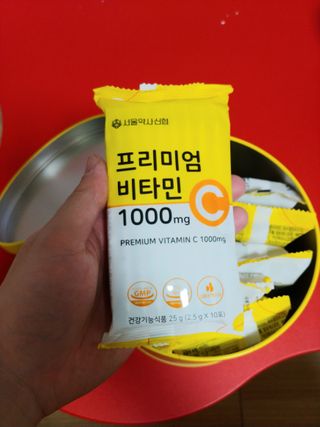 서울약사신협 프리미엄비타민C1000_2.5G x 100포 — 5점을 준 리뷰어가 2021년 1월 올린 사용 사진