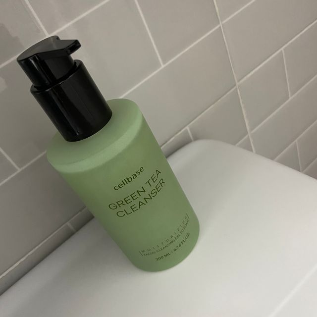 메이크업과 들뜨는 각질까지 한방에 깐달걀로! 순하기까지한 셀베이스 그린티클렌저(200ml) 리뷰 사진