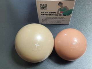 트라택 쿠셔닝 웨이트볼 0.5kg + 1kg SET — 4점을 준 리뷰어가 2022년 6월 올린 사용 사진