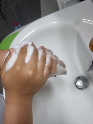 오쎄 메디버블 핸드워시폼 500ml 1+1 (그린애플향) — 5점을 준 리뷰어가 2023년 5월 올린 사용 사진