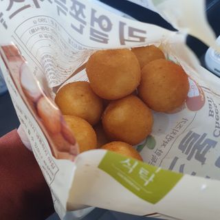 가치식탁 리얼쫀득치즈볼 — 5점을 준 리뷰어가 2021년 2월 올린 사용 사진