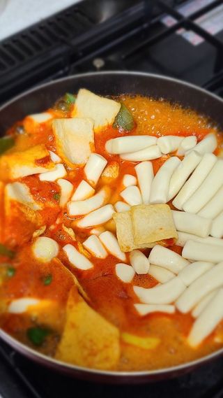 응큼떡볶이 — 5점을 준 리뷰어가 2021년 3월 올린 사용 사진
