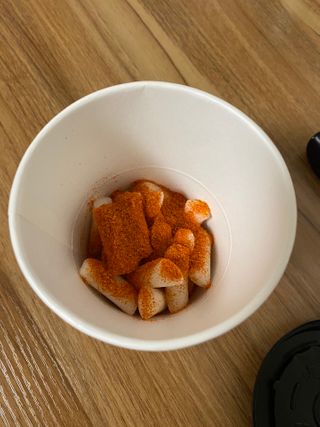 유비쿡 컵떡볶이 매운컵떡볶이2개/ 짜장컵떡볶이 2개  총 4개세트 — 4점을 준 리뷰어가 2021년 3월 올린 사용 사진