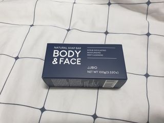 제이제이바이오 허브마사지바 올인원 알약비누 — 4점을 준 리뷰어가 2022년 4월 올린 사용 사진