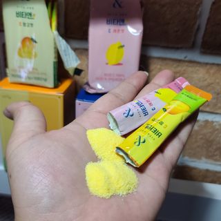 비타앤C 레몬맛, 망고맛 — 5점을 준 리뷰어가 2021년 4월 올린 사용 사진