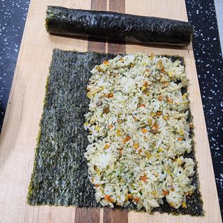 해풀잎 누구나 김밥*1ea [(혼합야채 35g *1ea,  김밥김 (5g, 5ea),  양념간장 (6g, 5ea), 참기름(5g, 2ea)] — 5점을 준 리뷰어가 2022년 8월 올린 사용 사진