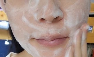비프리코스메틱 허니 스킨 클렌징폼 150ml — 5점을 준 리뷰어가 2023년 2월 올린 사용 사진