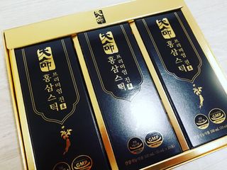헬스업_천명진프리미엄홍삼스틱_10ml x 30포 — 5점을 준 리뷰어가 2021년 2월 올린 사용 사진