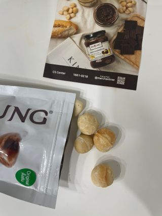 도이퉁 마카다미아 넛 90g  로얄 마카넛 오리지널 쏠트 허니 — 4점을 준 리뷰어가 2021년 3월 올린 사용 사진