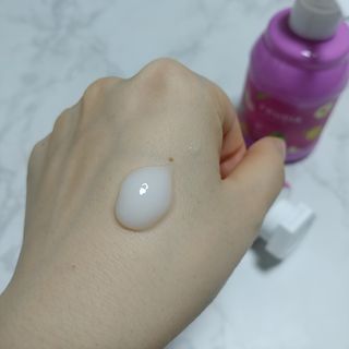 [후르디아] 과즙 뿜뿜_모과 바디워시+바디에센스 세트 — 5점을 준 리뷰어가 2021년 2월 올린 사용 사진