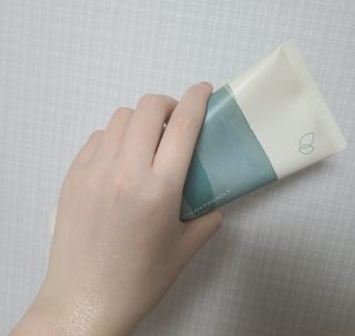 [후르디아] 올리브영 저자극 비건바디로션 — 5점을 준 리뷰어가 2023년 2월 올린 사용 사진