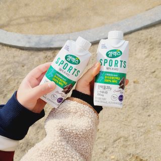 셀렉스스포츠 셀렉스 스포츠 웨이 프로틴 초콜릿 _ 330ml x 12팩 — 5점을 준 리뷰어가 2021년 3월 올린 사용 사진