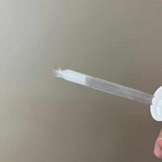 나우 [리브엠] 123억개 엑소좀으로 채운 눈부신 광채, 엑소코어 화이트닝 텐션 앰플 — 5점을 준 리뷰어가 2023년 7월 올린 사용 사진