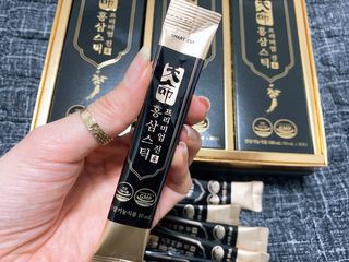헬스업_천명진프리미엄홍삼스틱_10ml x 30포 — 5점을 준 리뷰어가 2021년 3월 올린 사용 사진