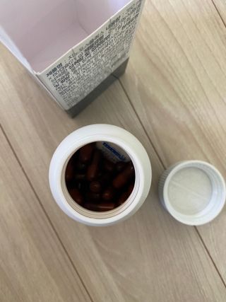 프리마인 홍삼의 강력한 에너지, 이제는 흡수율을 높인 최첨단 캡슐로 간편하게 초고속 충전하세요. — 5점을 준 리뷰어가 2022년 9월 올린 사용 사진