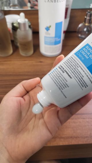 랑벨 수퍼내츄럴 아쿠아 수딩 크림 100ml — 5점을 준 리뷰어가 2022년 4월 올린 사용 사진