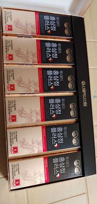 서울약사신협_투데이홍삼정플러스스틱_10g x 60포 — 5점을 준 리뷰어가 2021년 7월 올린 사용 사진