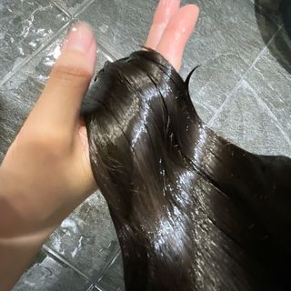[포레스트스토리] 탈모증상완화 샴푸 1,000ml — 5점을 준 리뷰어가 2022년 8월 올린 사용 사진