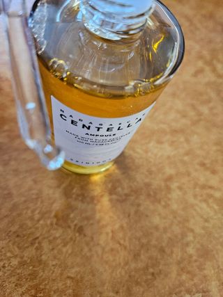 [스킨1004] 마다가스카르 센텔라 앰플 100ml — 5점을 준 리뷰어가 2024년 5월 올린 사용 사진