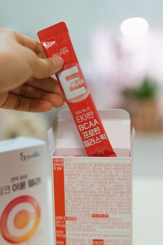 인디닥터 면역 생생 핑크 이뮨 젤리 + 타이탄 BCAA 프로틴 젤리스틱 — 4.5점을 준 리뷰어가 2022년 3월 올린 사용 사진