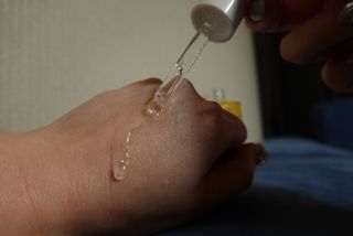 체르엠 스템앤셀 비타민 브라이트닝 에센스 30ml 1개 — 5점을 준 리뷰어가 2022년 3월 올린 사용 사진