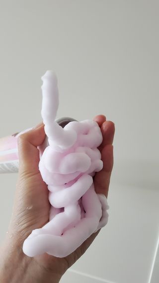 주식회사 권브라더스 [권브라더스] 목욕놀이 필수템, 핑키공주 유아버블클렌저 300ml 대용량 몽글몽글 구름 속 딸기향 — 5점을 준 리뷰어가 2022년 1월 올린 사용 사진