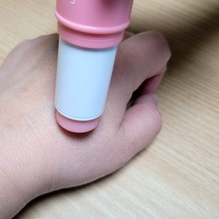 스킨큐어 산다화 카멜리아 안티 링클 멀티밤 — 5점을 준 리뷰어가 2022년 11월 올린 사용 사진