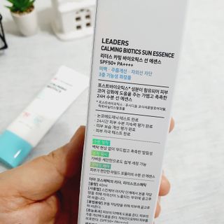 리더스코스메틱 리더스 카밍 바이오틱스 선 에센스 SPF 50+ PA++++ — 5점을 준 리뷰어가 2022년 5월 올린 사용 사진
