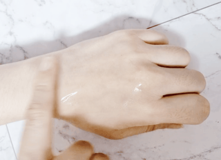 랑벨 비타 에너지 잡티 앰플 50ml 고농축 비타민, 저자극, 수분 촉촉, 미백 앰플 — 5점을 준 리뷰어가 2022년 4월 올린 사용 사진