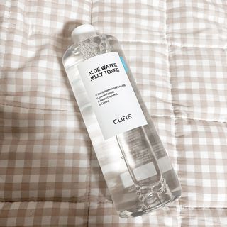 김정문알로에 큐어 큐어 알로에 워터 젤리 토너 500ml — 4점을 준 리뷰어가 2021년 4월 올린 사용 사진