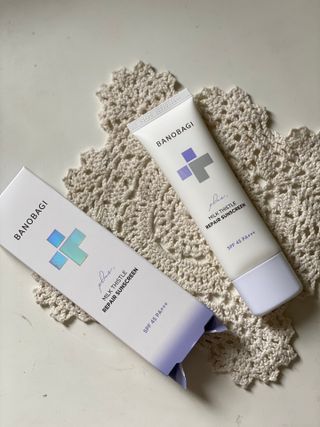 바노바기 코스메틱 바노바기 밀크씨슬 리페어 시카 선스크린 플러스 50ml — 5점을 준 리뷰어가 2023년 3월 올린 사용 사진