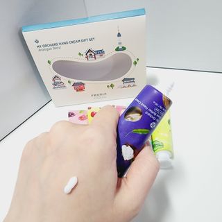 [후르디아] 골라쓰는 과즙향 핸드크림 기프트세트 — 5점을 준 리뷰어가 2023년 12월 올린 사용 사진