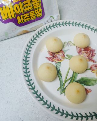 한성기업 베이크볼 치즈몽땅 300g x 2봉 — 4.5점을 준 리뷰어가 2021년 9월 올린 사용 사진