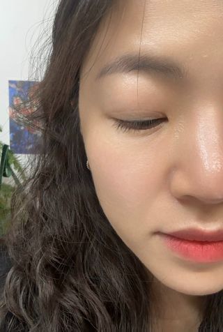 더소설 소설 블랙아이래쉬 세럼 10g(SOSEOL BLACK EYELASH SERUM 10g) — 5점을 준 리뷰어가 2023년 12월 올린 사용 사진