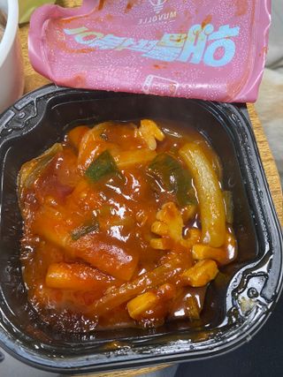 한성기업 무볼레 닭떡볶이+해물떡볶이 2종 세트 — 5점을 준 리뷰어가 2021년 10월 올린 사용 사진